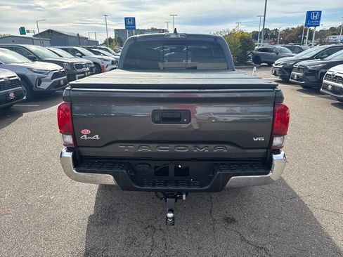 Used 2021 Toyota Tacoma SR5 image 6