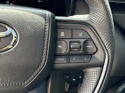 Used 2025 Toyota Sequoia TRD Pro w/ Tow Technology Package AWD/4WD image 20