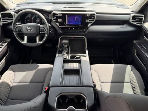 Used 2022 Toyota Tundra SR5 w/ Convenience Package RWD image 12