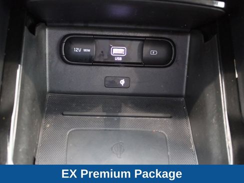 Used 2022 Kia Telluride EX w/ EX Premium Package AWD/4WD image 20
