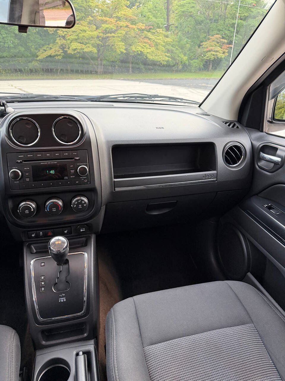 Used 2013 Jeep Compass Latitude AWD/4WD image 22