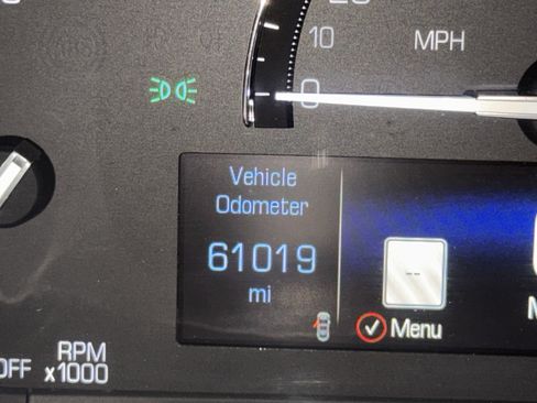 Used 2019 Cadillac XT5 Premium Luxury image 25