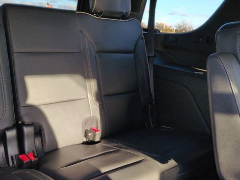 Used 2023 Chevrolet Tahoe Premier image 21