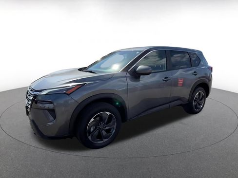 Used 2025 Nissan Rogue SV FWD image 8