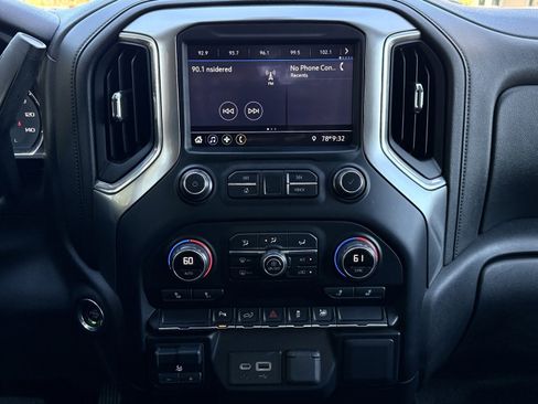 Used 2020 Chevrolet Silverado 2500 LT w/ All Star Edition image 29