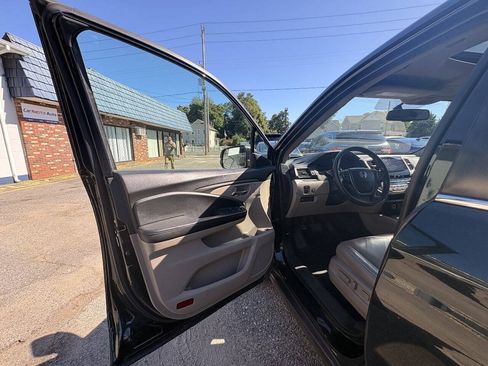 Used 2018 Honda Pilot EX-L image 13