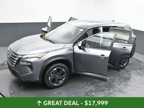 Used 2024 Nissan Rogue SV image 63