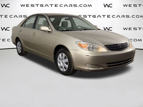 Used 2003 Toyota Camry LE image 27