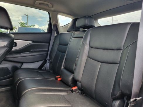 Used 2019 Nissan Murano SL FWD image 26