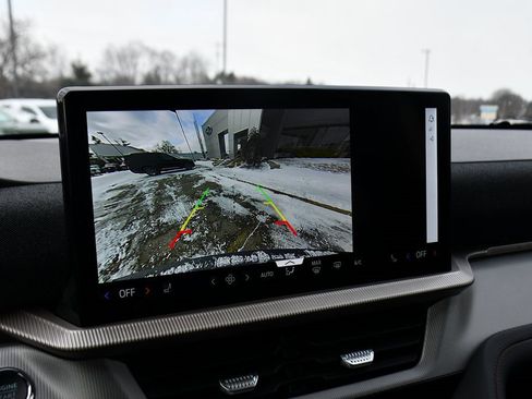 Used 2026 Ford Explorer Active w/ Active Comfort Package image 27