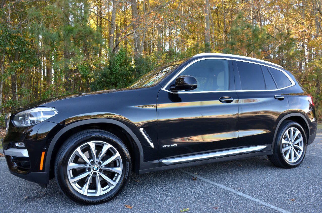 Used 2018 BMW X3 xDrive30i AWD/4WD image 3