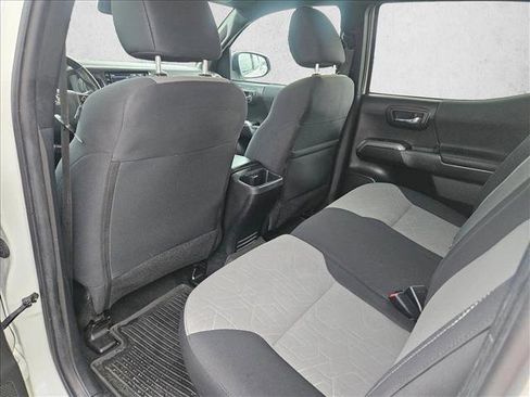 Used 2023 Toyota Tacoma TRD Off-Road w/ Black Out Package (TMS) AWD/4WD image 11