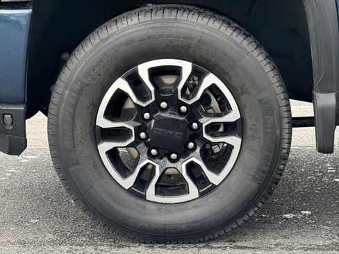 Used 2020 GMC Sierra 2500 AT4 w/ Technology Package image 33