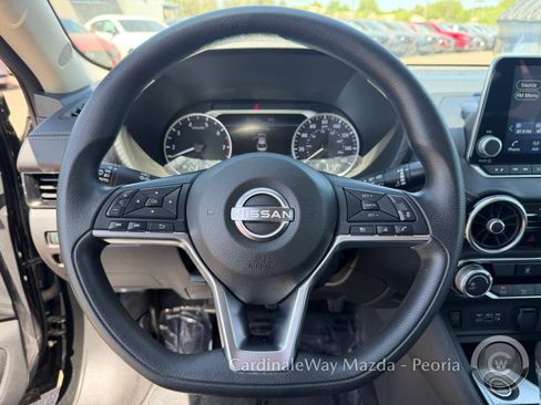Used 2024 Nissan Sentra SV FWD image 20