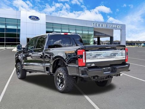 Certified 2024 Ford F250 Platinum w/ Tremor Off-Road Package AWD/4WD image 2