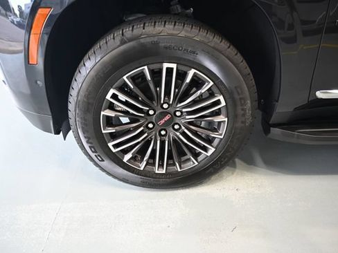 New 2026 GMC Yukon XL Elevation w/ Elevation Premium Package AWD/4WD image 33