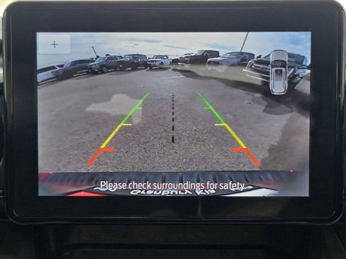 Used 2021 Ford Explorer XLT image 15