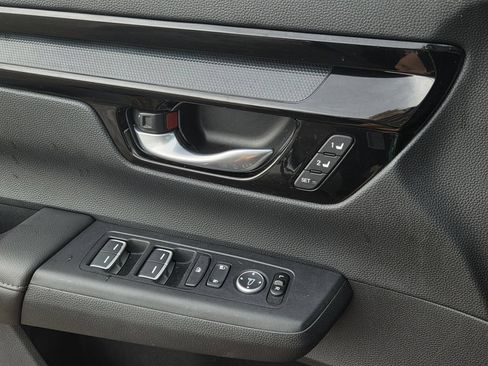 Used 2025 Honda CR-V EX-L image 18