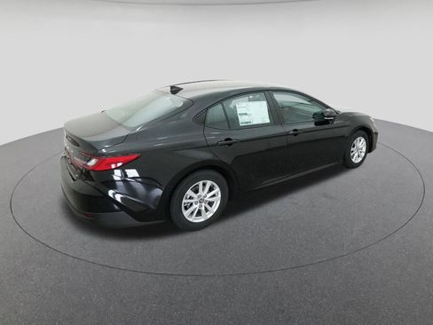 New 2026 Toyota Camry LE image 9