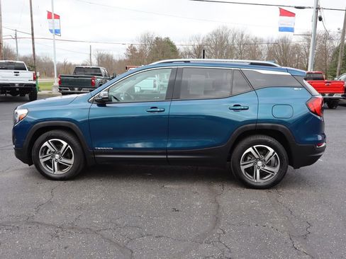 Used 2021 GMC Terrain SLT w/ LPO, Dark Accent Package image 33