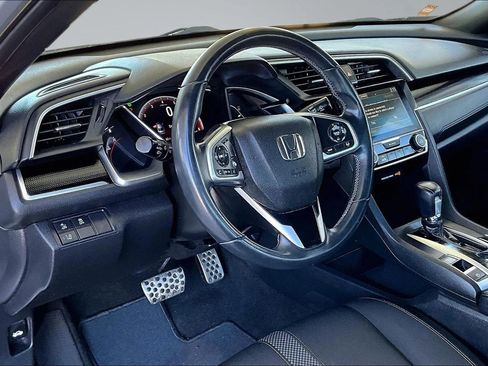 Used 2019 Honda Civic Sport image 14