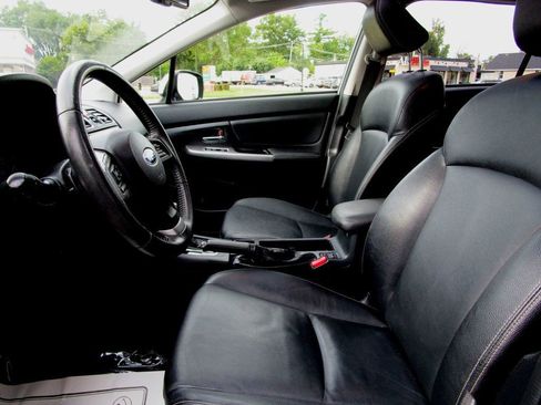 Used 2015 Subaru Crosstrek Touring w/ Popular Package #1 image 12