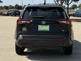 Used 2021 Toyota RAV4 LE image 4