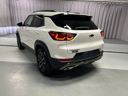 Used 2024 Chevrolet TrailBlazer ACTIV w/ Driver Confidence Package image 5