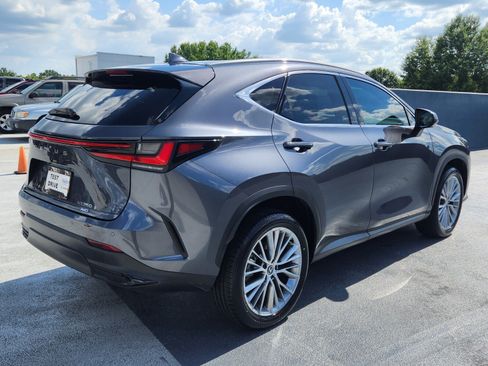 Used 2024 Lexus NX 350 AWD w/ Vision Package image 5