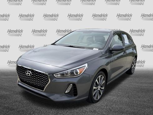 Used 2019 Hyundai Elantra GT FWD image 5