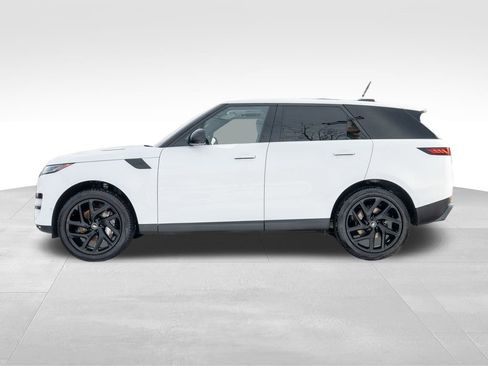 Used 2024 Land Rover Range Rover Sport SE image 7