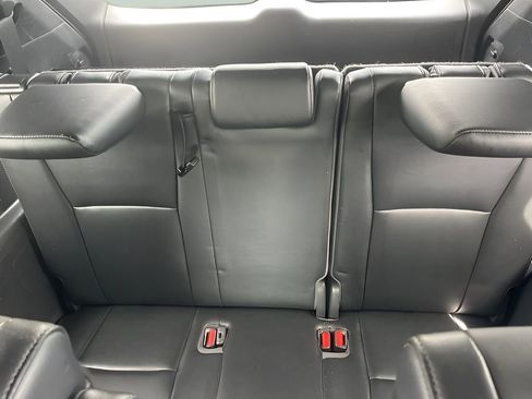 Used 2021 Toyota Highlander XSE image 30