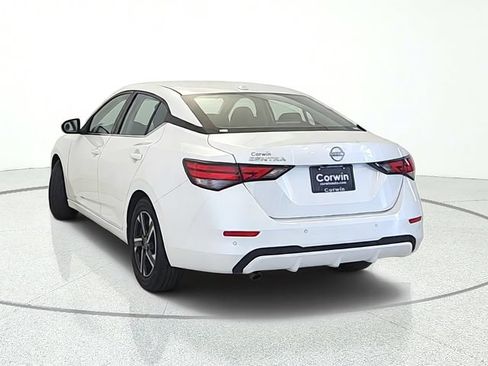 Used 2025 Nissan Sentra SV FWD image 4