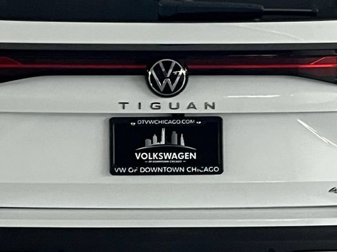 New 2026 Volkswagen Tiguan SE AWD/4WD image 34