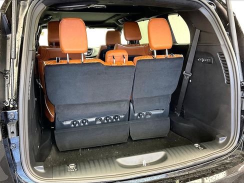 New 2026 Chrysler Pacifica Pinnacle image 11