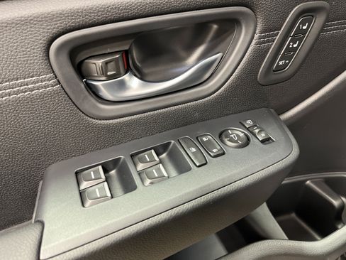 New 2026 Honda Pilot Touring image 17