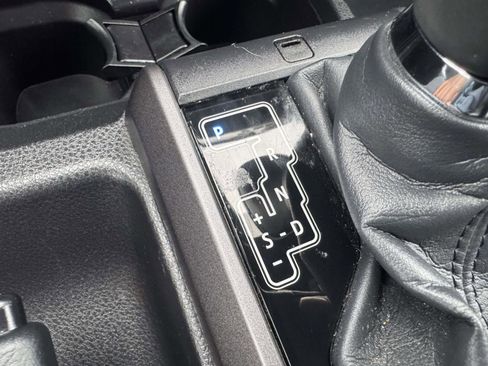 Certified 2022 Toyota Tacoma TRD Off-Road image 39