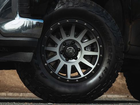 Used 2020 Chevrolet Silverado 1500 LT w/ All-Star Edition image 3