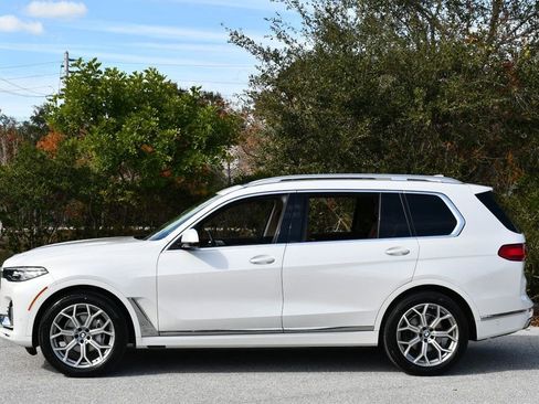 Used 2021 BMW X7 xDrive40i w/ Premium Package 2 image 30