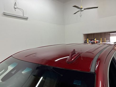 Used 2019 GMC Sierra 1500 SLT image 29