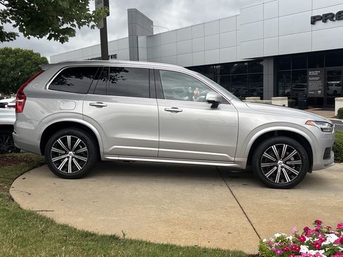 Used 2023 Volvo XC90 B5 Core w/ Protection Package Premier AWD/4WD image 27