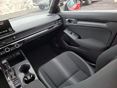 Used 2025 Honda Civic Sport image 12