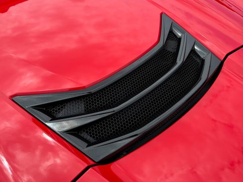 Used 2023 Chevrolet Corvette Z06 RWD image 15