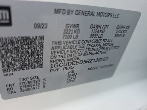 Certified 2024 Chevrolet Silverado 1500 RST AWD/4WD image 34