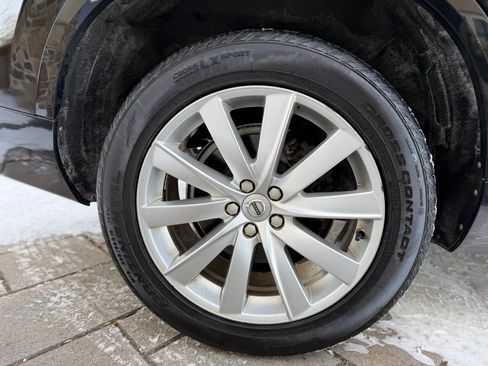 Used 2016 Volvo XC90 T6 Momentum w/ Momentum Plus Package image 20