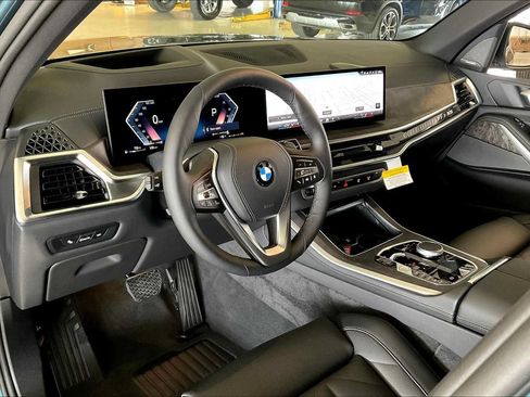 Used 2026 BMW X5 xDrive40i AWD/4WD image 8