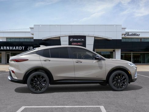 New 2026 Buick Envista Sport Touring w/ Studio Series image 7