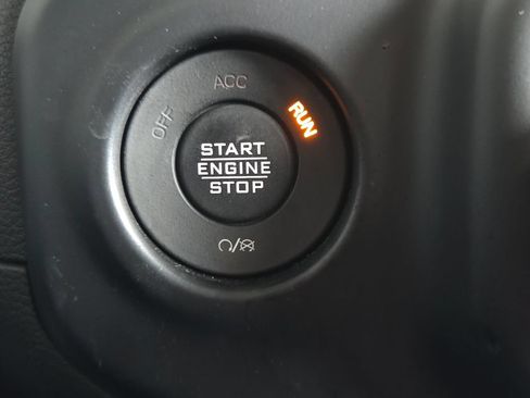 Used 2022 Jeep Wrangler Unlimited Sport AWD/4WD image 17