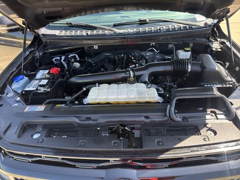 Used 2023 Ford Expedition Limited RWD image 34