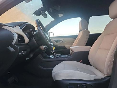 Used 2022 Chevrolet Traverse LT w/ LPO, Cargo Package image 7